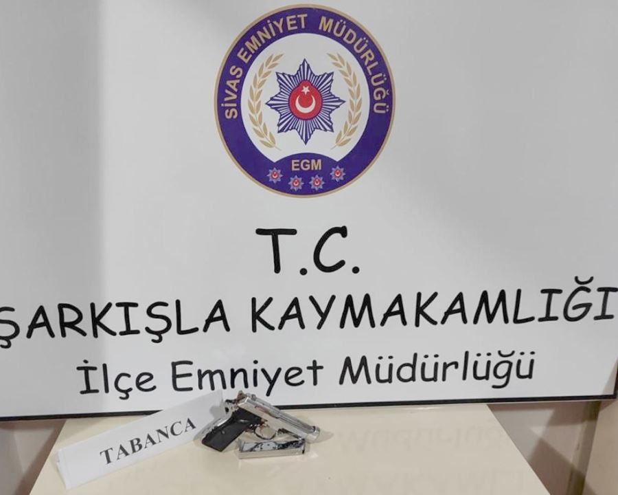 Polis Ekipleri Çeşitli Suçlardan Aranan 13 Şahsı Yakaladı 