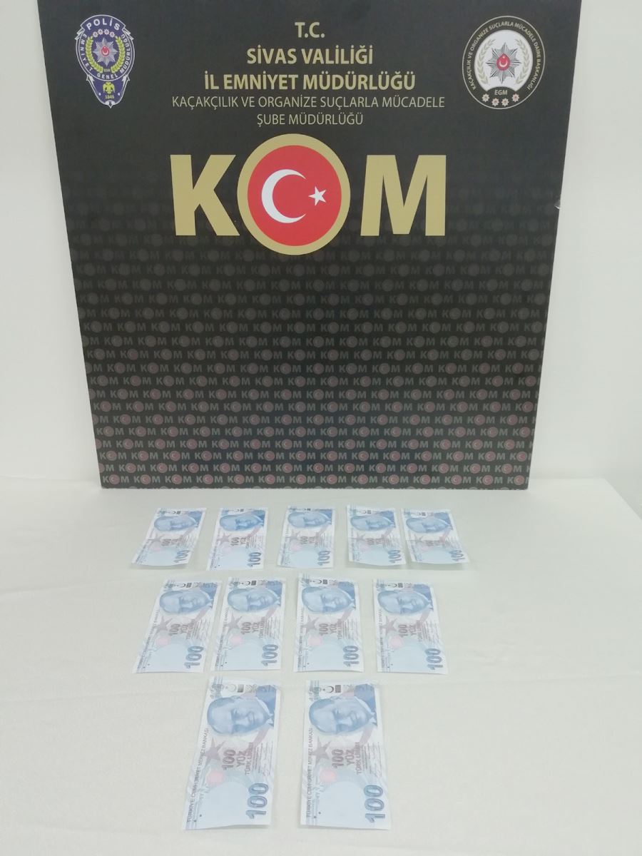 Yakayı Ele Verdiler 