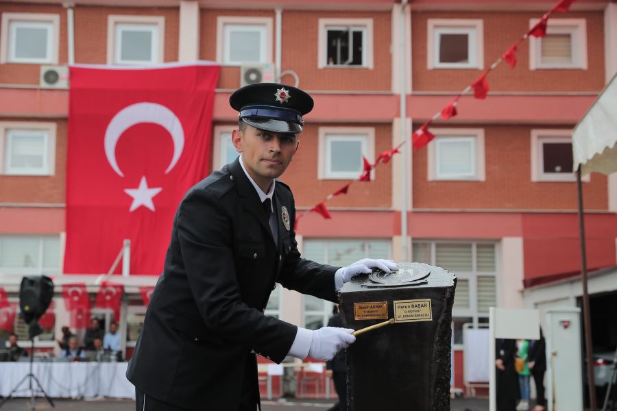 Meslek Hayatına Adım Attılar
