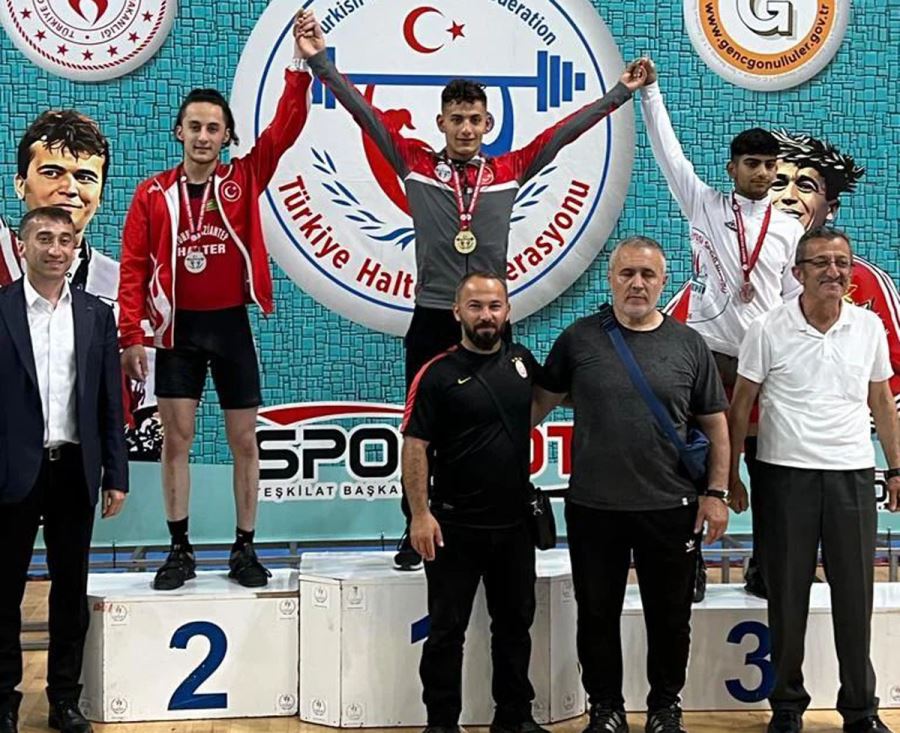 Halterde Türkiye İkincisi Oldu