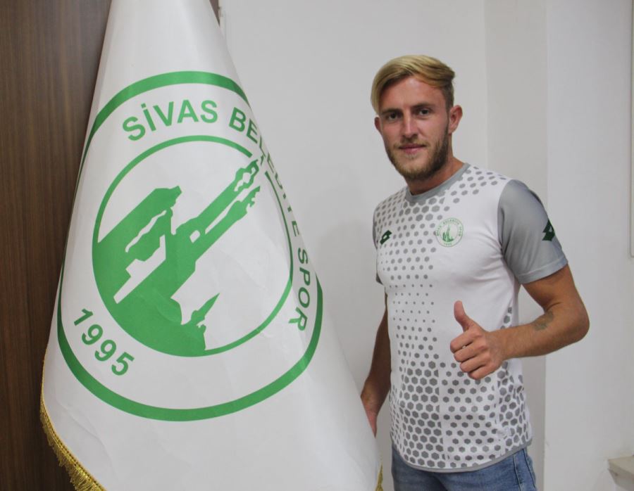 Emre Adiloğlu Sivas Belediyespor