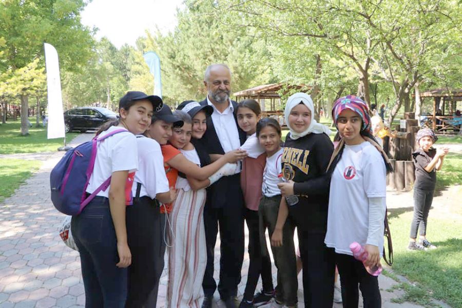 Yaz Tatilini Dolu Dolu Geçiriyorlar