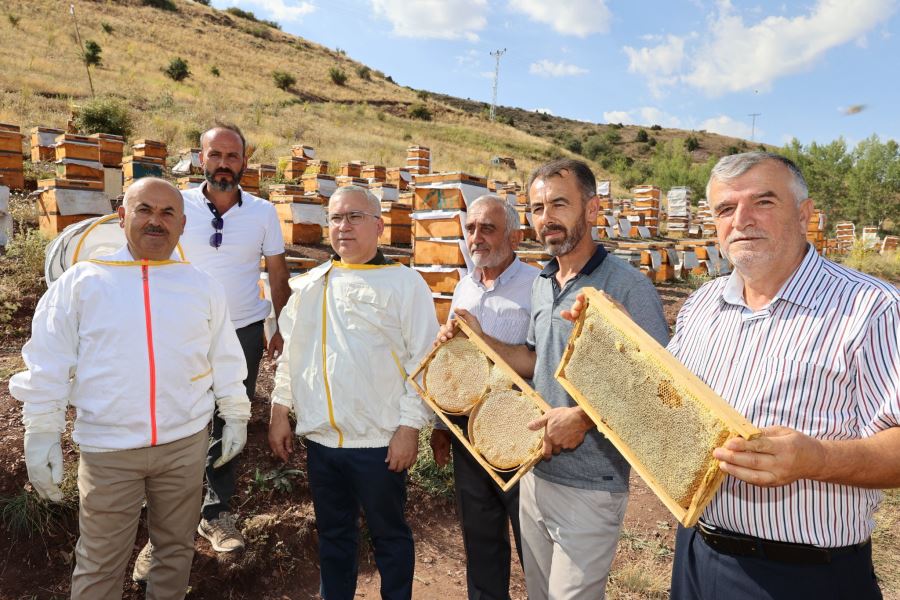 Çiçek Balında Söz Sahibiyiz
