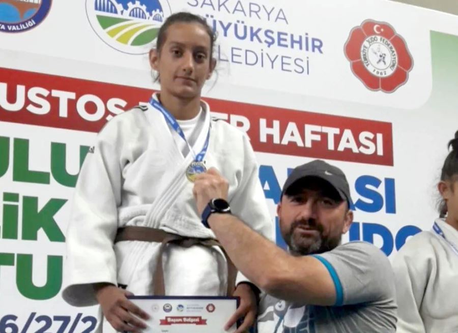 Kılıçkaya, Altın Madalya İle Döndü