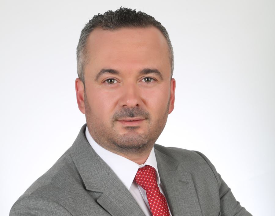 Uçmaz