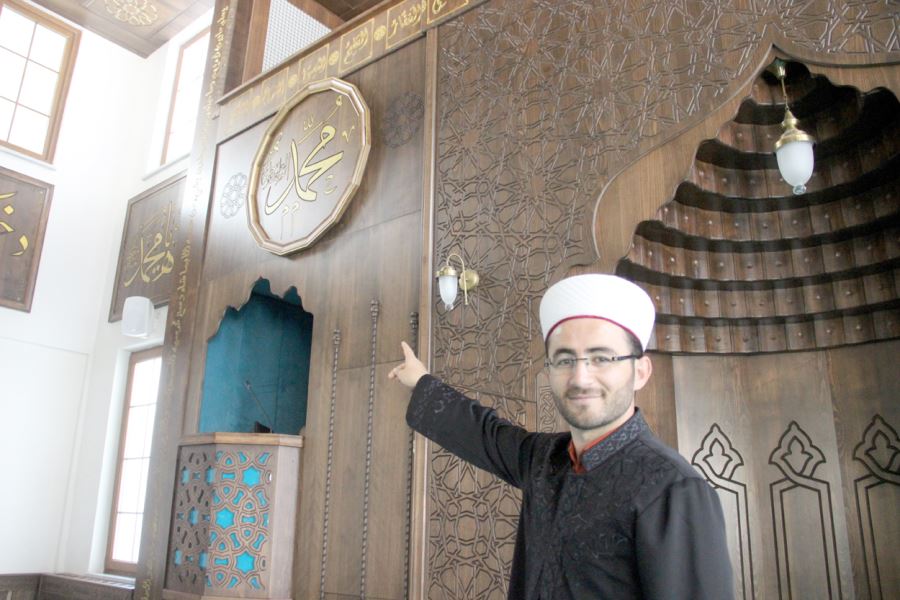 Kadınların bağışlarıyla yapılan cami üç medeniyetin izlerini taşıyor