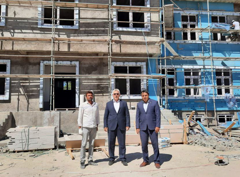 Okul İnşaatları Devam Ediyor