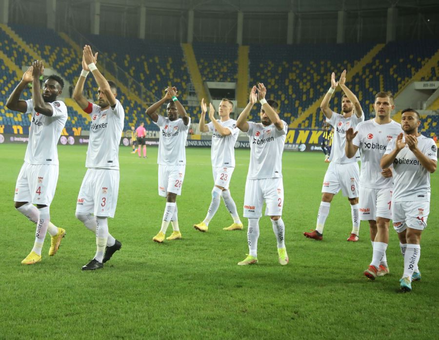 Takım Cuma Gününe Kadar İzinli