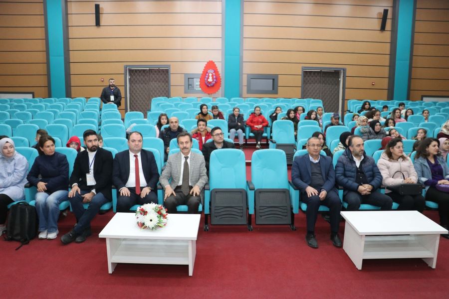 Bu Ülkenin Geleceğisiniz