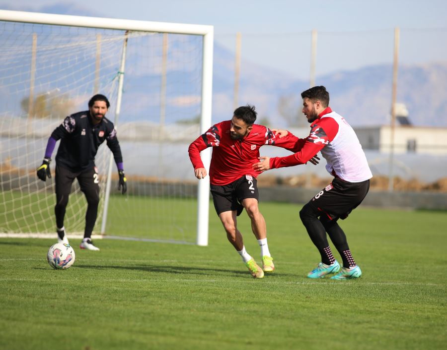 Sivasspor Hücum Ve Savunma Çalıştı--Video