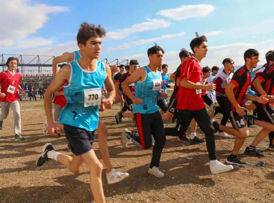 Atletizm de Kros Yarışları Sona Erdi
