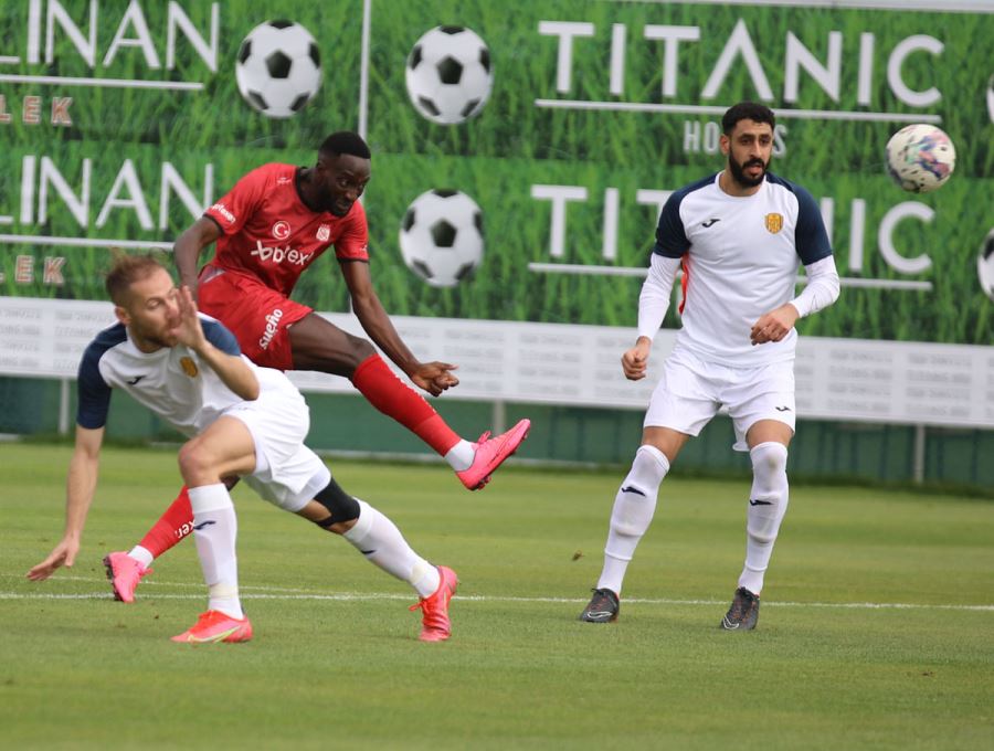 Galibiyetle Tamamladı