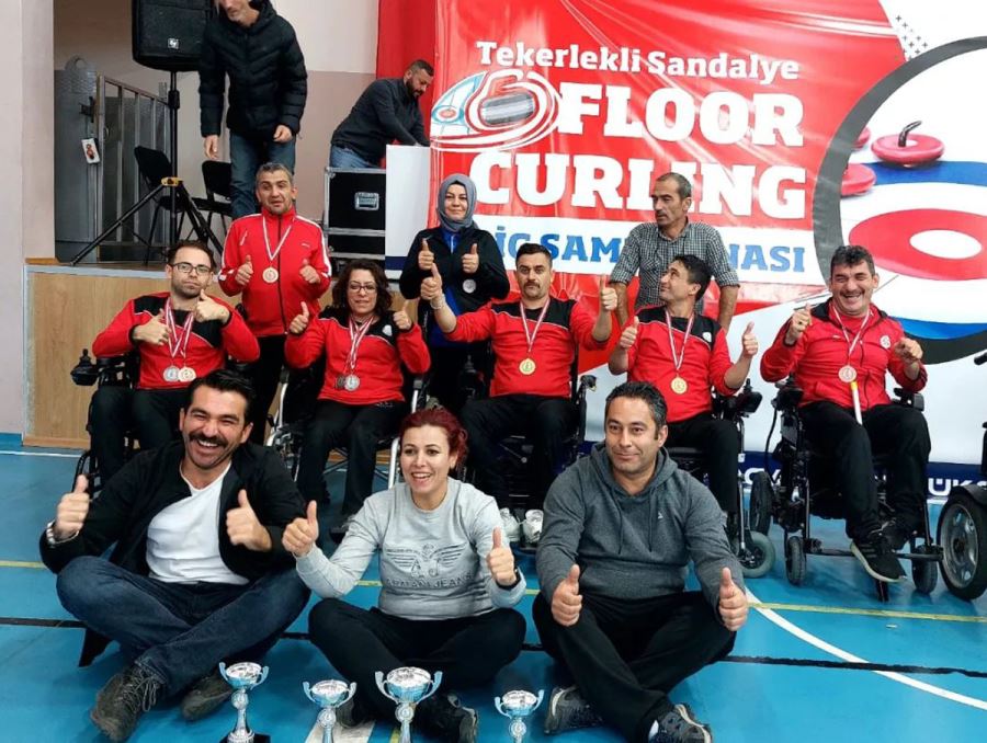 Alkışlar Floor Curling Takımlarına