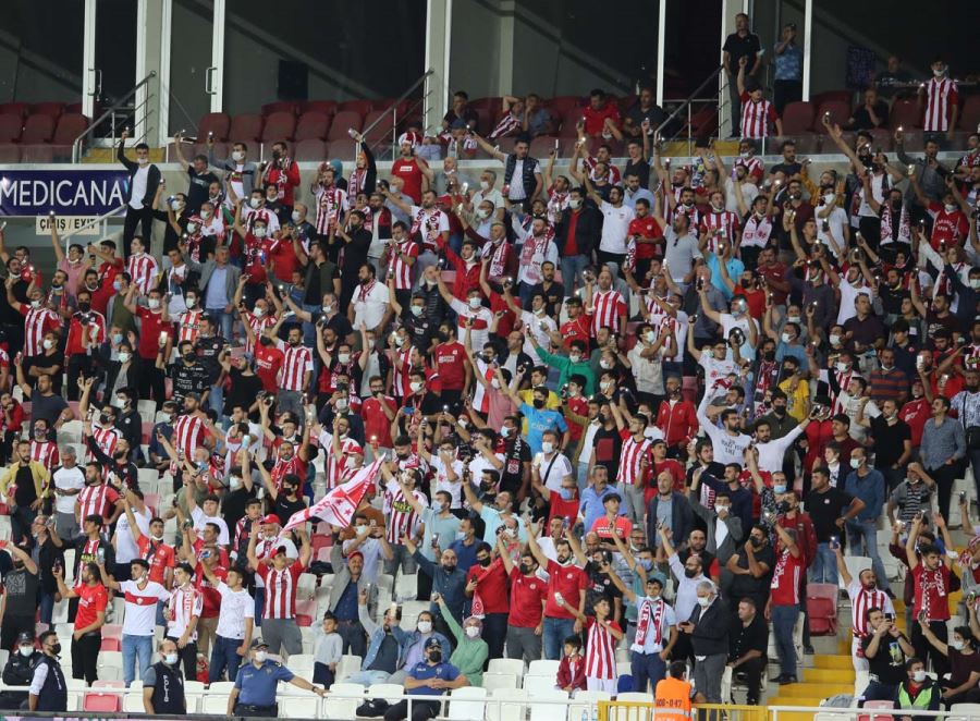 Sivasspor-Galatasaray Maçının İzlemek 50 TL