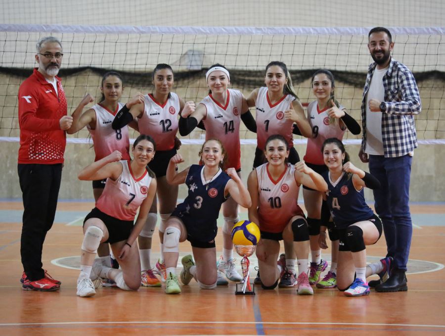 SCÜ Kadın Voleybol Takımı Adım Adım Süper Lig