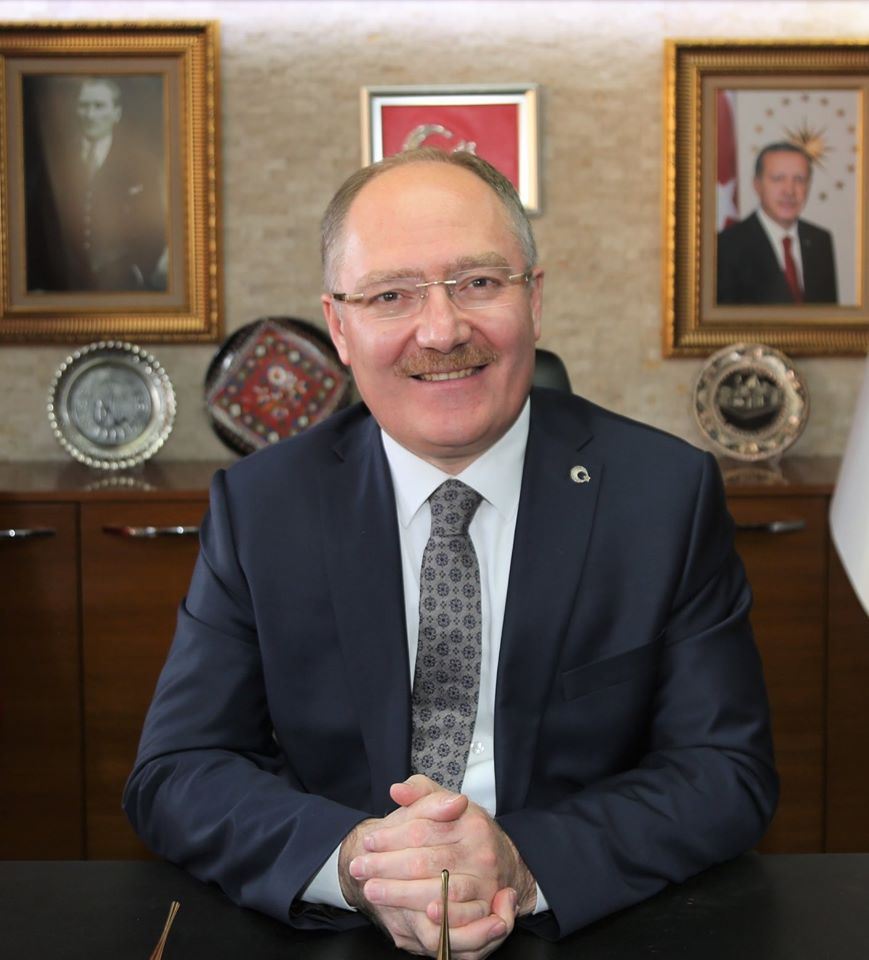 İki Proje Ertelendi 