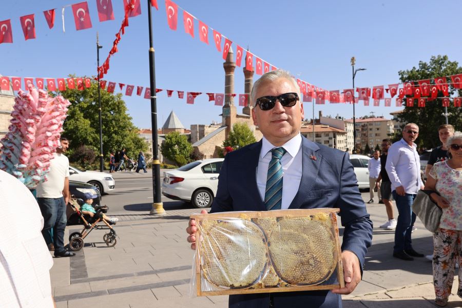 Sivas Balını Tanıtacağız