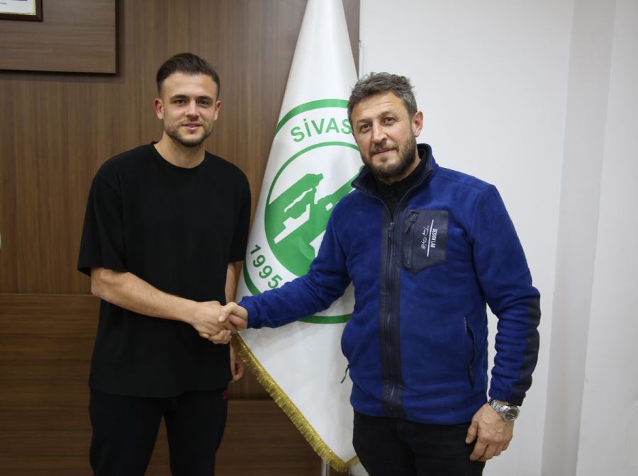 Sivas Belediyespor Aradığı Forveti Buldu