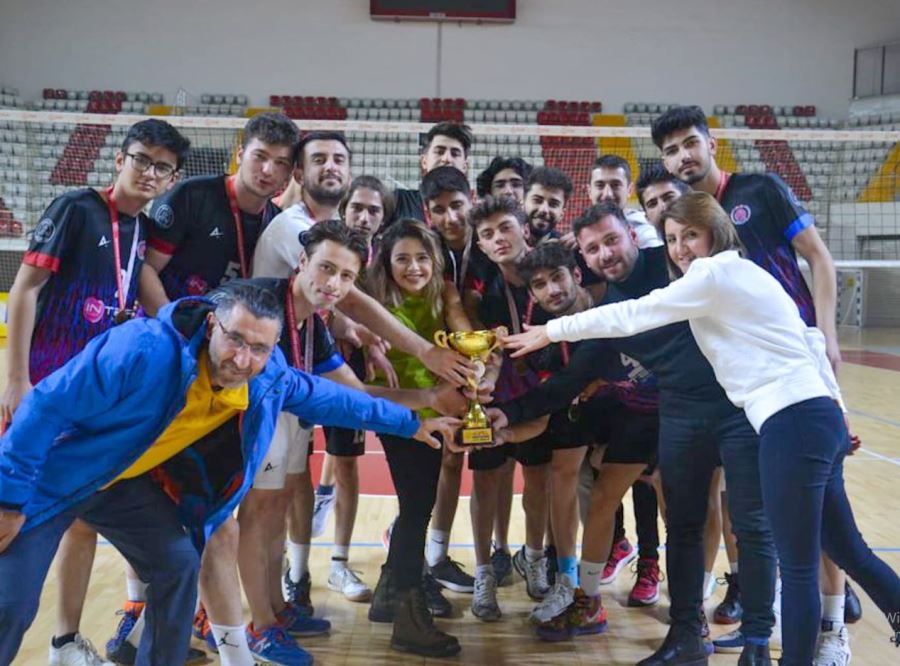 Başarı Yorum Koleji Şampiyon Oldu