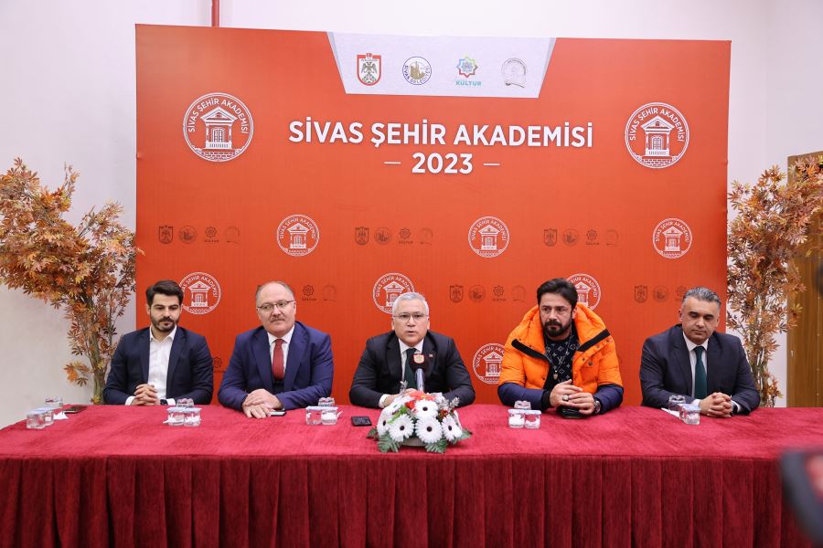 300 Kişiye Atölye Eğitimi 