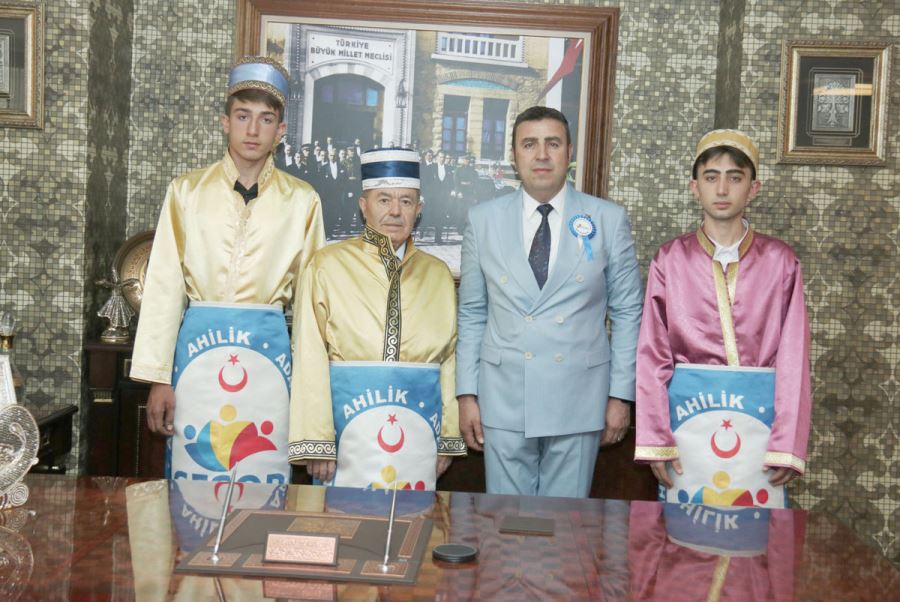Müfredatta Ahilik Olmalı 