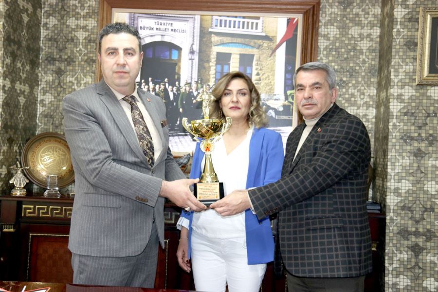 Bayan Kuaförüne Oscar Ödülü