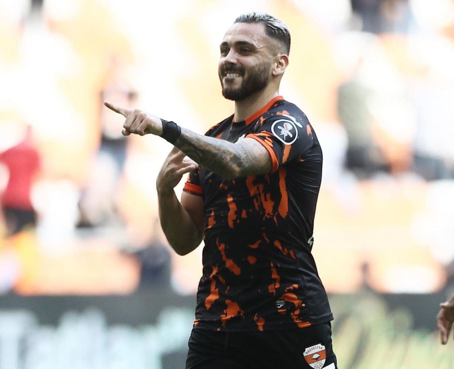 Yiğidolar, Adanaspor