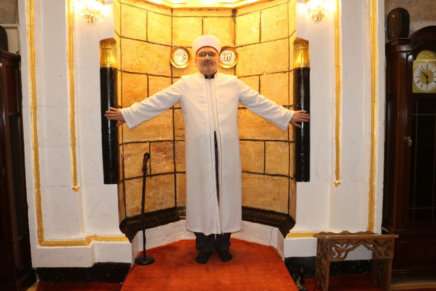 Asrın Felaketi 8 Asırlık Camiyi Milim Oynatamadı 
