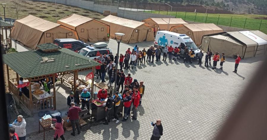 Sağlıkçılara Sivas Köftesi 