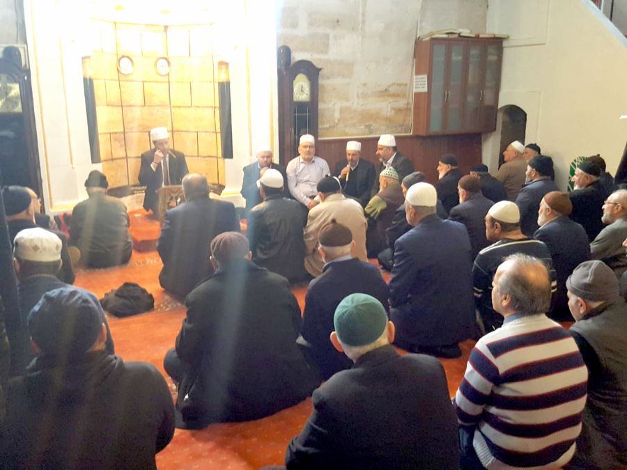 Depremde Ölenler İçin Mevlit Okutuldu 