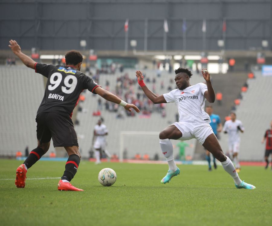 Ümit Öztürk: 4 - Sivasspor: 3