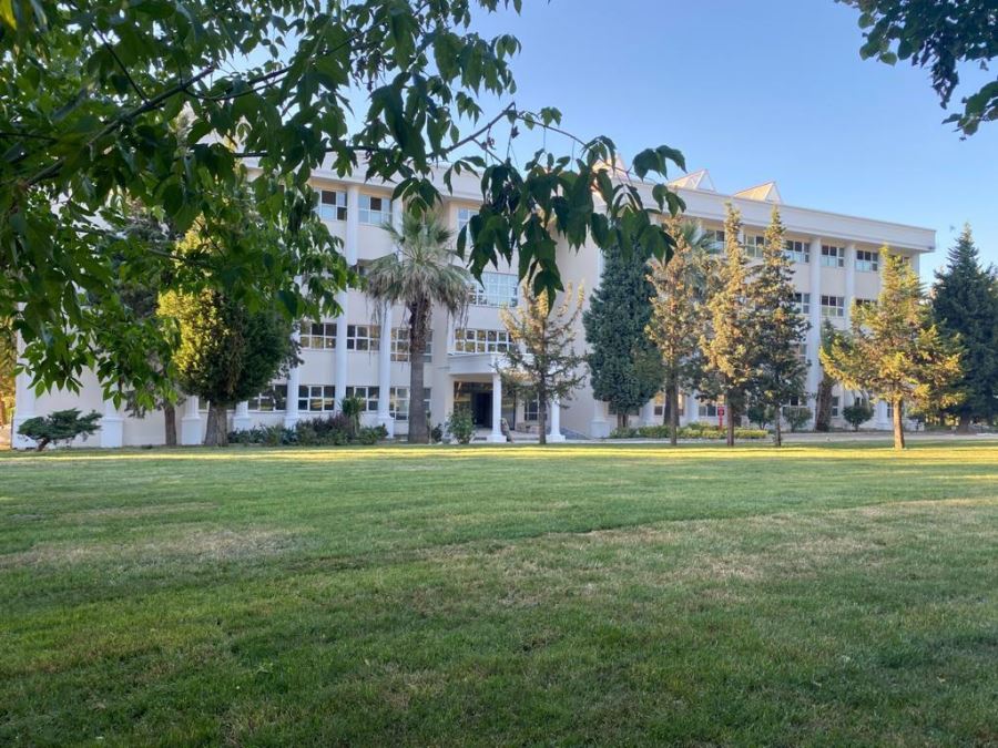 Kocaeli Sağlık ve Teknoloji Üniversitesi Öğretim Görevlisi alıyor