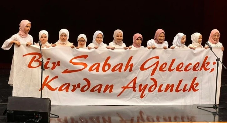 Önce Ahlak ve Maneviyat