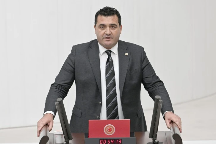 Sivaslı Doğduğu Toprağı Terk Ediyor! 