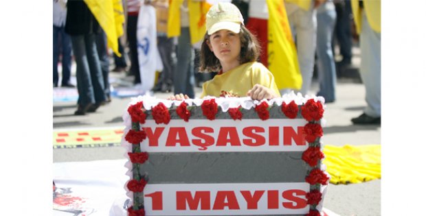 Memur-Sen, 4 Dilde 1 Mayıs Bildirisi Yayımladı