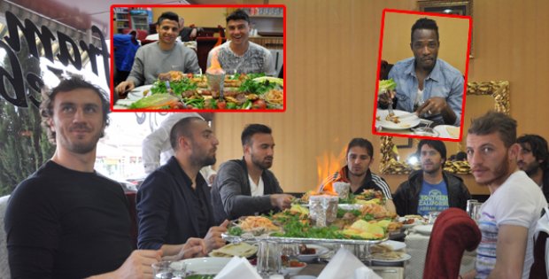 Yiğido Yemekteydi