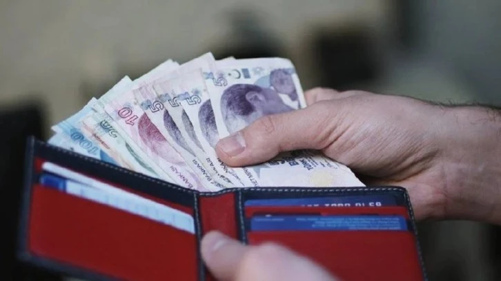 Emekli Maaşları 10 Bin Liraya Yükseliyor 