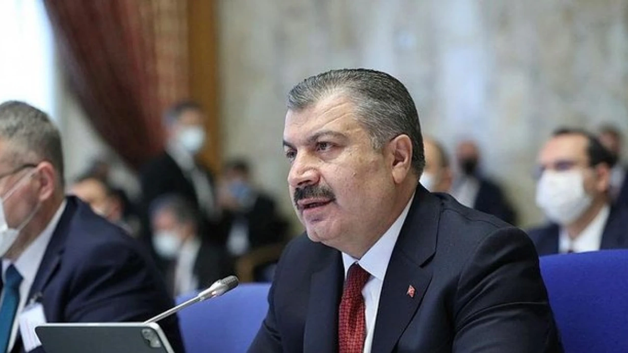 Bakan Koca'dan Doktor Maaşlarına İlişkin Açıklama 