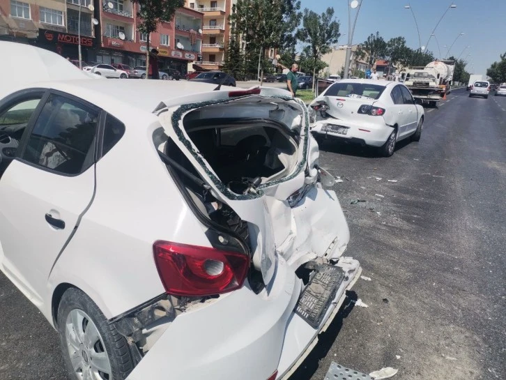 Zincirleme Trafik Kazası 