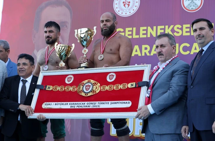 Kemer Sahibini Buldu 