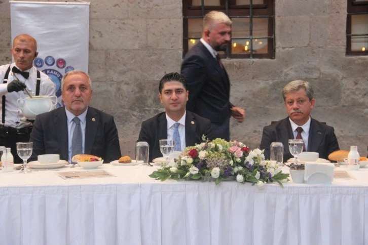 MHP'de Bayrak Değişimi Olacak 