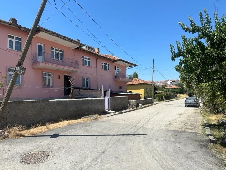 Boşanma Aşamasındaki Kadını Kocası Silahla Vuruldu 