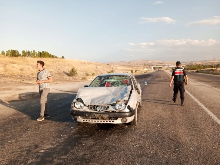 Büyükbaş Hayvana  Çarpan Sürücüyü Darp Ettiler 