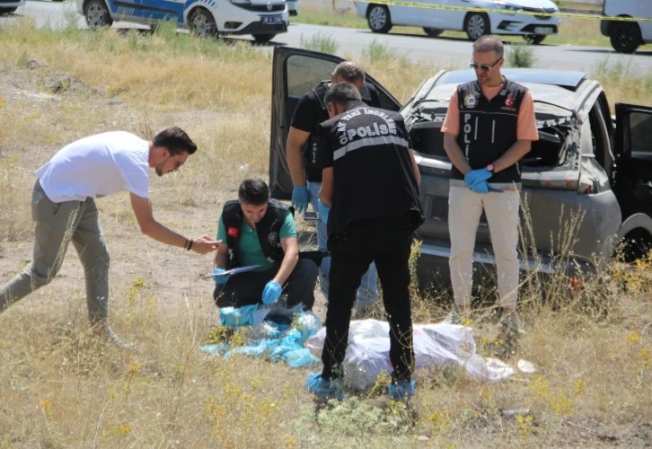 Polisten Kaçan Uyuşturucu Tacirleri Kaza Yaptı 