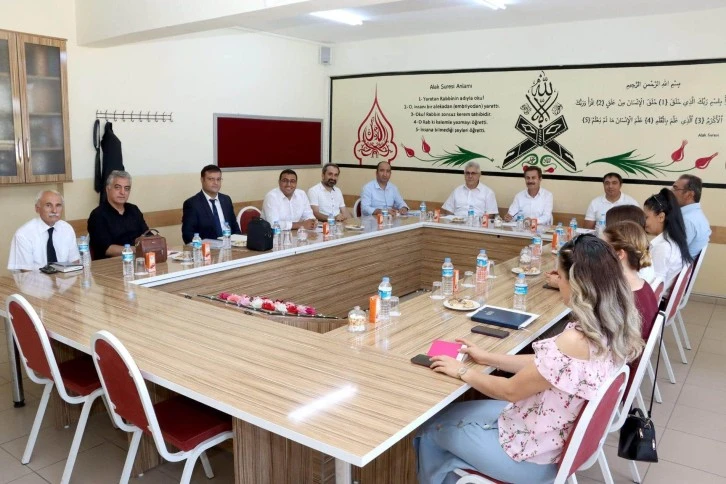 Okul Müdürleri Divriği'de Toplandı