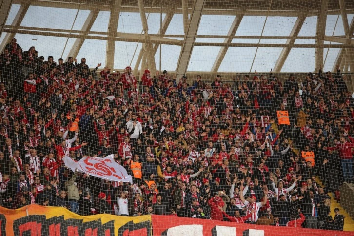 Deplasman Fiyatları Pahalı Geldi
