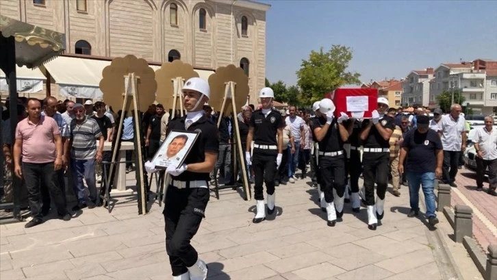 Kalp Krizinden Ölen Polis Son Yolculuğuna Uğurlandı 