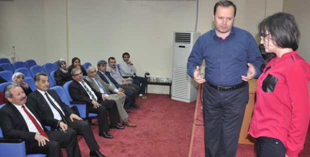 Konferansla Stres Attılar