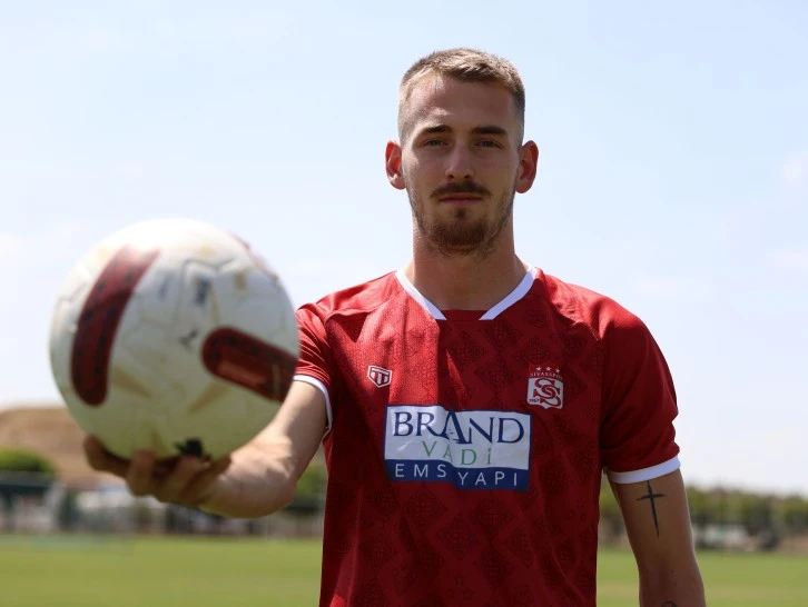 Yeni Transfer İlk Maçına Çıktı