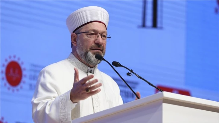 Erbaş: En Temel Vazifemiz, Halkımızın Manevi Hayatına Rehberlik Etmek